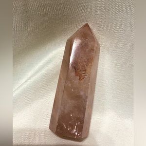 🔮Crystal tower (b2g1 free equal or lesser value)